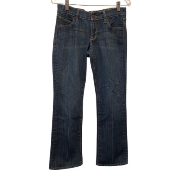 EUC Old Navy Diva Mid-Rise Curvy Straight Jeans, size 4 Short - Picture 2 of 5